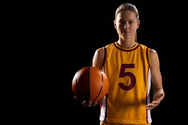 Confident Young Caucasian Female Basketball Player Poses Basketball Attire Black — Stock Photo, Image
