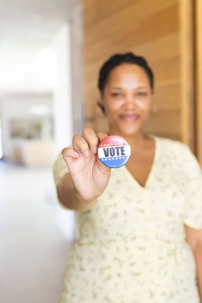 Young Biracial Woman Holds Vote Badge Copy Space Encouraging Civic — Stock Photo, Image
