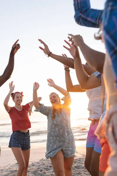 Diverse Young Friends Enjoy Beach Party Sunset Copy Space Outdoor — Stock Photo, Image