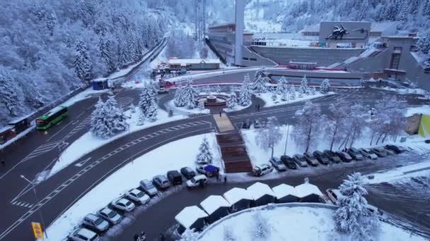 Зимові Альпійські Ковзанки Medeo Горах Яний Вид Снігового Лісу Гір — стокове відео