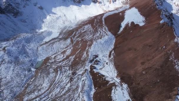 High Snowy Peaks Small Glaciological Station Drone View Blue Sky — Vídeo de Stock