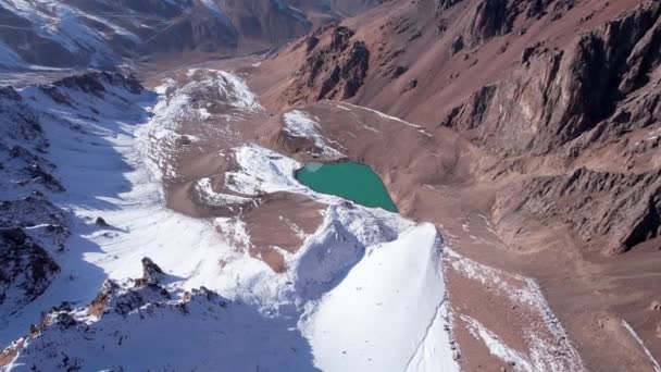 Mountain Lake Emerald Water Mirror Top View Drone Moraine Lake — Stockvideo