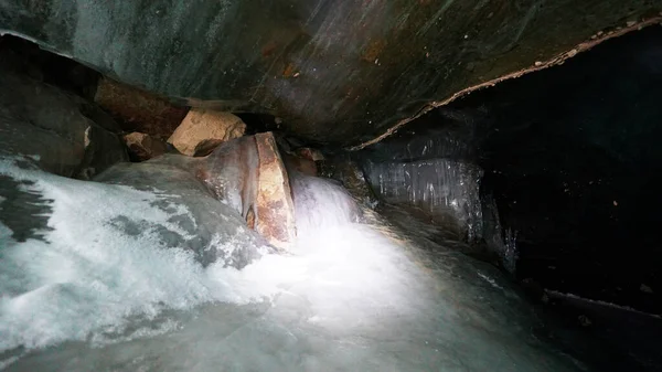 Black Transparent Color Ice Cave Small Stones Hang Places Frozen — Φωτογραφία Αρχείου