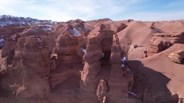 Charyn Grand Canyon Mit Orangen Felswänden Luftaufnahme Von Der Drohne — Stockvideo