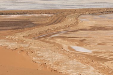 Walvis Bay Salt Holding. Sahra altı Afrika 'daki en büyük güneş tuzu üreticisi. Swakopmund, Namibya.