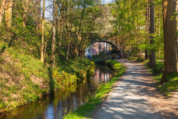 Llangollen Denbighshire Gales Reino Unido Abril 2019 Puente Sobre Río — Foto de Stock