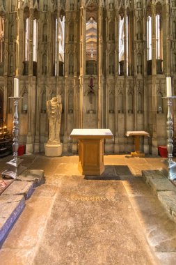 Durham, Kuzey Doğu İngiltere, İngiltere - 22 Nisan 2019: Durham Katedrali 'nin içi. Anglikan Katedrali ve Durham Piskoposluğu 'nun merkez kilisesi.