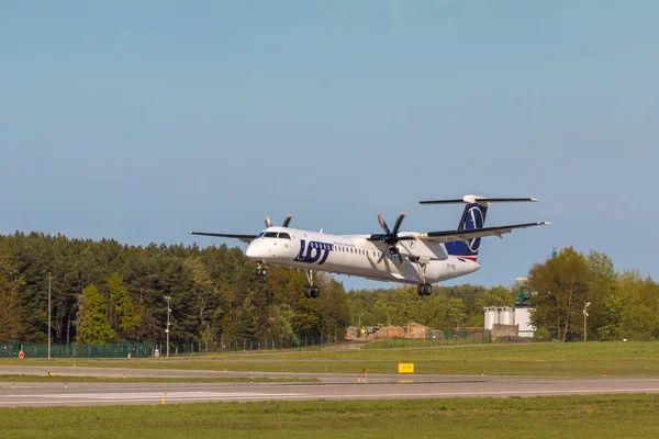 Pologne Gdansk Mai 2019 Atterrissage Ligne Lot Avion Sur Piste — Photo