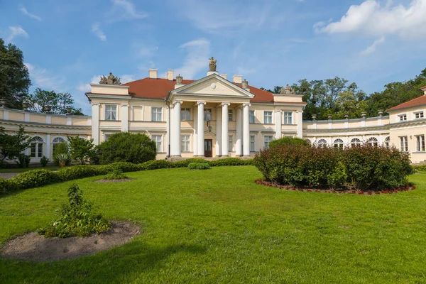 Vista Del Palacio Smielow Que Alberga Museo Adam Mickiewicz Polonia —  Fotos de Stock