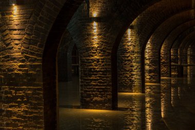 Eski Orunya Su Deposu 'nun içi, bir hidroteknik anıt, Gdansk' taki eski belediye içme suyu deposu..