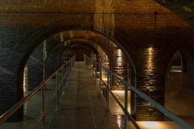 Eski Orunya Su Deposu 'nun içi, bir hidroteknik anıt, Gdansk' taki eski belediye içme suyu deposu..