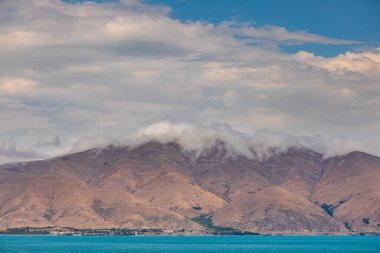 Hem Ermenistan 'daki hem de Kafkasya bölgesindeki en büyük su kütlesinin manzarası.