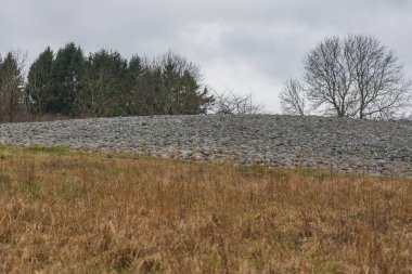 İsveç 'in Kivik kentindeki Kral mezarı bronz çağdan kalma. İskandinav bronz çağı.