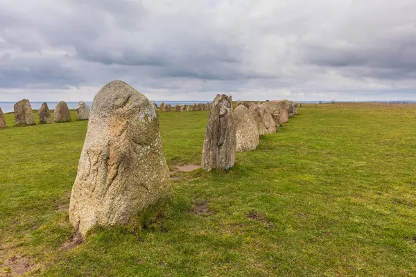 Ales Stenar Taş Çemberi, İsveç 'in güneyindeki İskandinavya' da Megalitik Anıt.