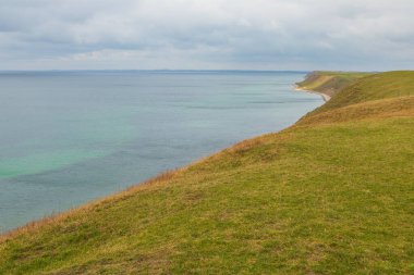 Kaseberg mevsimi yakınlarındaki Baltık Denizi 'nin güney kıyısı manzarası. İskandinav, İsveç.