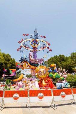 Alicante Şenlik Ateşi Festivali, Foguera, Sokağın Renkli Anıtı. Geleneksel İspanyol festivali, Hogueras San Juan.