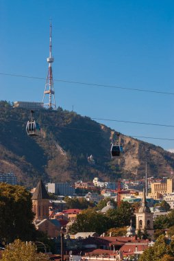 Gürcistan, Tiflis - 30 Ekim 2022 Tiflis 'in panoramik manzarası. Georgia 'nın başkenti.