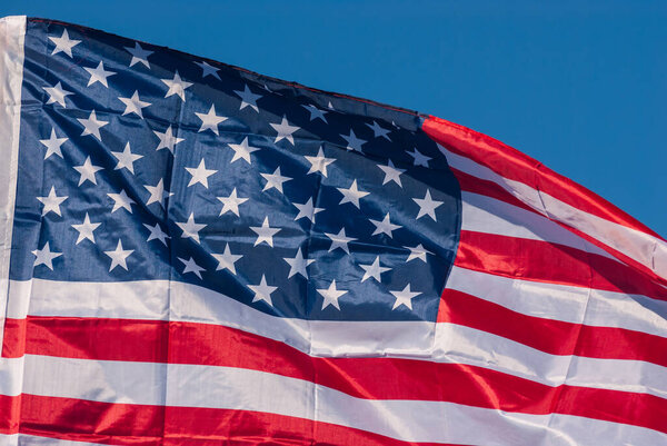 Американский флаг на День памяти, 4 июля, День независимости, Концепция празднования.