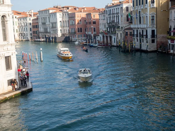 October 2022 Venice Italy Boats Navigating Canals Venice Tourism Concept — Foto de Stock
