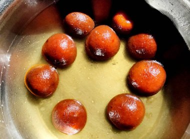 Gulab Jamuns, popüler bir Hint tatlısıdır. seçici odak