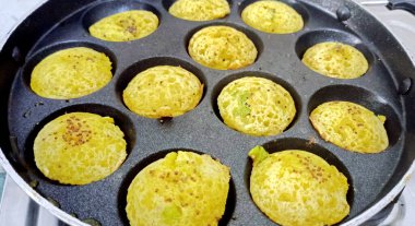 Tepeye bakan Güney Hindistan uygulaması izole edilmiş görüntü