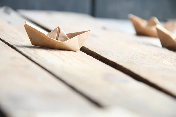 Papierboote Auf Historischem Hintergrund Origami Papierboot — Stockfoto