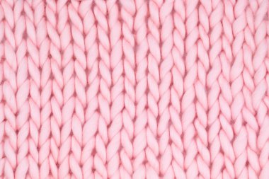 Parlak Pembe Topak Yün Dokusunun Yakın Çekimi Konforlu Ev Dekorasyonu, Örgü Projeleri, El Yapımı Fikirler ve Canlı El Yapımı Tekstil İlhamı İçin Mükemmel