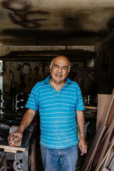 Portrait Latin Senior Man Carpenter Working Wood Furniture Workshop Mexico — Stock Photo, Image
