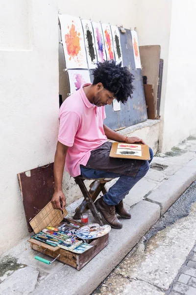 Hombre Afroamericano Artista Pintor Calle Pintando Sendero América Latina Hombre —  Fotos de Stock