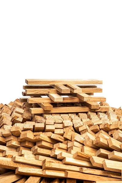 Holzpellets Sind Verschiedenen Posen Auf Weißem Hintergrund Angeordnet — Stockfoto