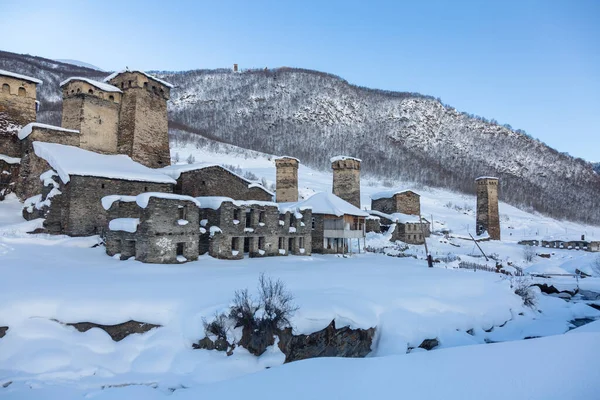 Svan Kuleleri, Orta Çağ, Ushguli ve Gürcistan 'ın eşsiz savunma yapılarının sembolü.