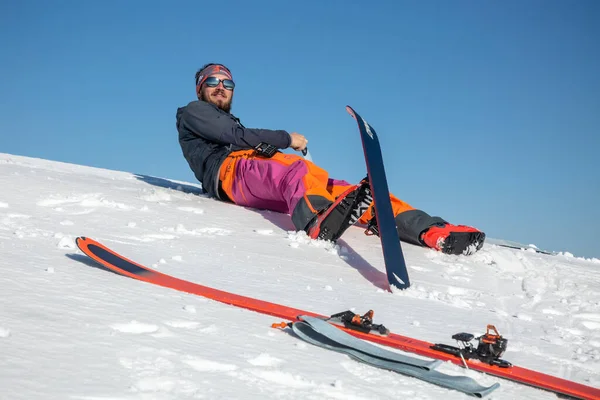 Marmaros Cárpatos Ucrânia Março 2021 Esquiador Mais Livre Tira Uma — Fotografia de Stock