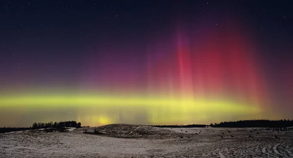 Northern Lights Aurora Borealis Dancing Night Sky High Quality Photo — Stockfoto