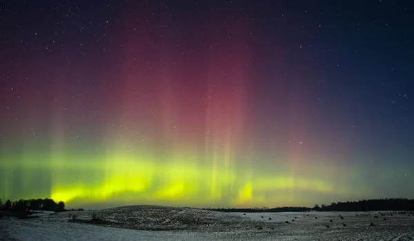 Northern Lights Aurora Borealis Dancing Night Sky High Quality Photo — Zdjęcie stockowe