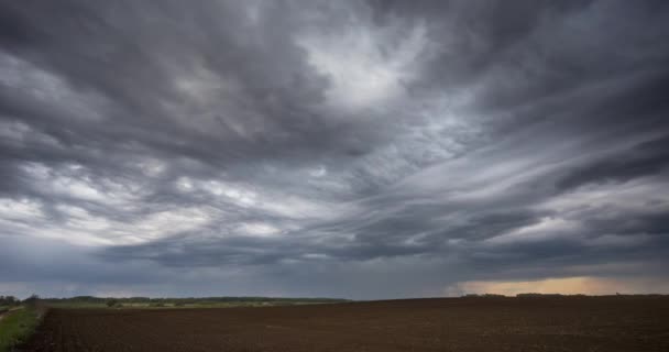 Ontroerende Stormwolken Die Door Lucht Bewegen Landschap Van Storm Hoge — Stockvideo