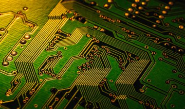 Elektronik devre kartı kapanıyor, devre kartı ile arka plan kapanıyor