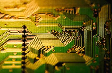 Elektronik devre kartı kapanıyor, devre kartı ile arka plan kapanıyor