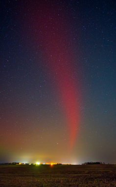 SAR ark - Stabil Auroral Kırmızı Yay olarak bilinen bir fenomen. Yüksek kalite fotoğraf