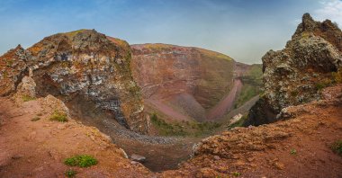 Volkan Krateri - Dağı Vezüv İtalya 'da. Pompei 'yi yok eden Vezüv Yanardağı Panoraması