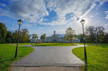 Litvanya 'nın Birzai kentindeki Astravas Malikanesi.