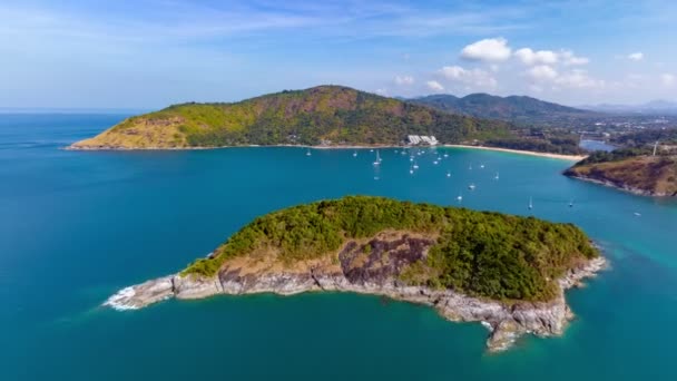Dron Aéreo Hyperlapse Vuela Sobre Isla Playa Nai Han Phuket — Vídeos de Stock