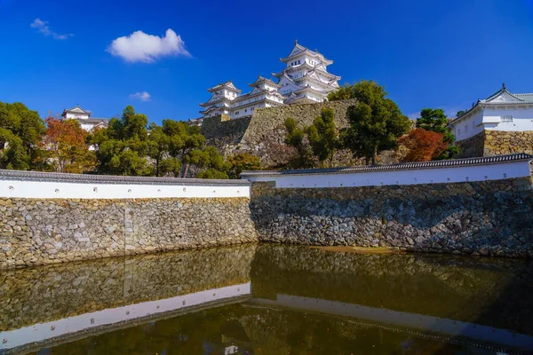 兵庫県姫路市ユネスコ世界遺産に登録された秋の姫路城 — ストック写真