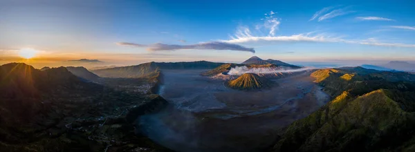 Panorama Del Volcán Bromo Amanecer Parque Nacional Tengger Semeru Java — Foto de Stock