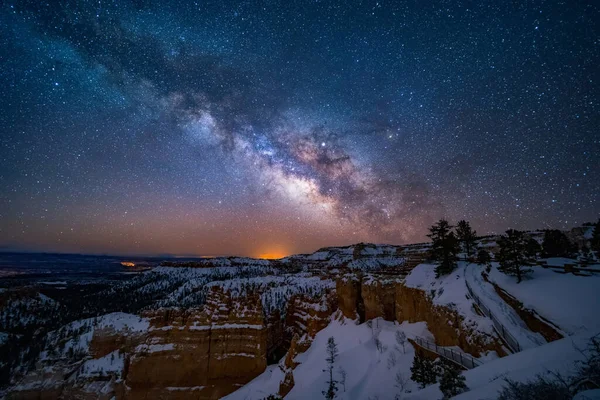 银河在布莱斯峡谷国家公园 犹他州 免版税图库图片
