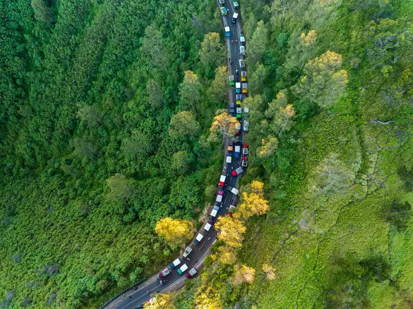 Аерофотозйомка Пригодницького Туристичного Автомобіля Гірського Вокального Краєвиду Bromo Парковці Індонезія Ліцензійні Стокові Фото