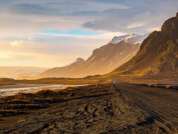 Góry Vestrahorn Zachodzie Słońca Stokksnes Islandia Obrazy Stockowe bez tantiem
