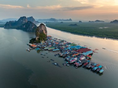 Koh Panyee Adası, Balıkçı Köyü, Phang Nga, Ao Phang Nga Ulusal Parkı, Tayland