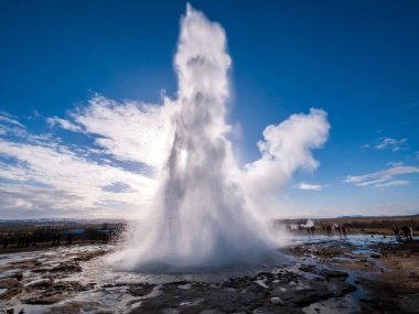 Strokkur gayzer, Haukadalur jeotermal alanı, İzlanda