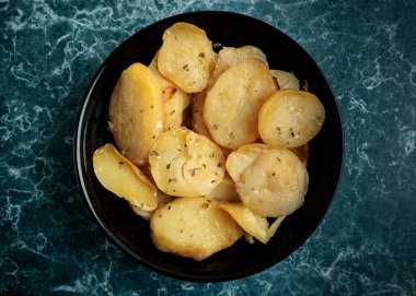 Kurabiyeli patatesler..