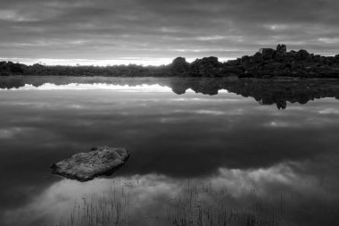 Barruecos 'ta manzara. Extremadura. İspanya.